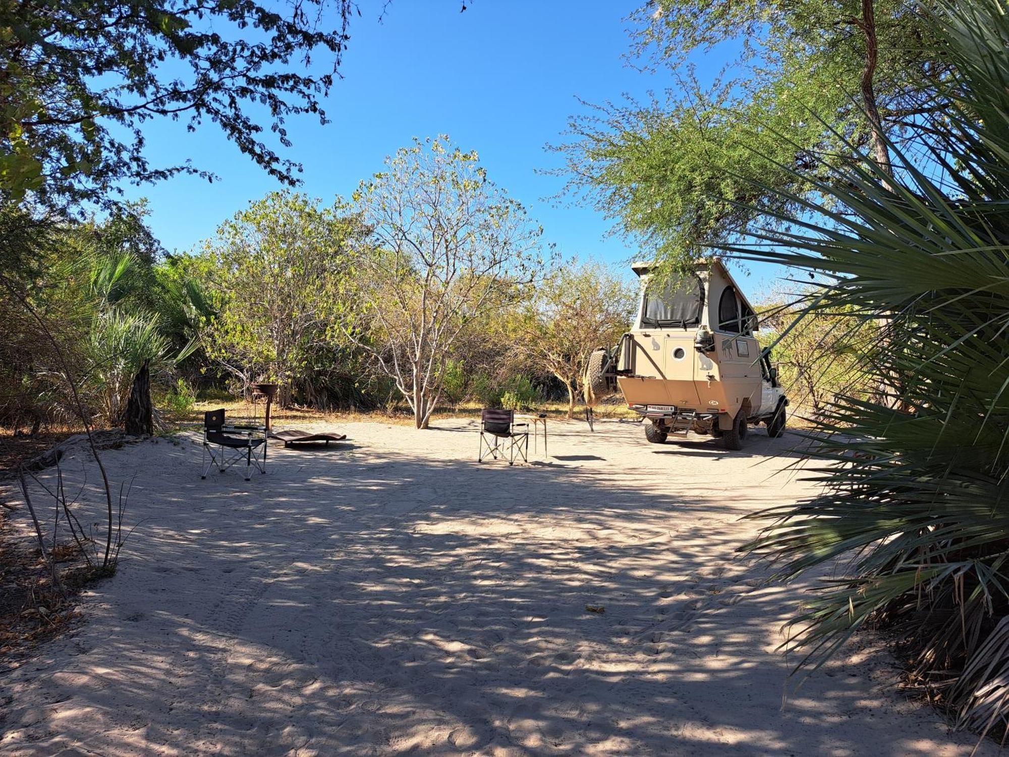 Semowi Lodge And Campsites Mirapene 객실 사진