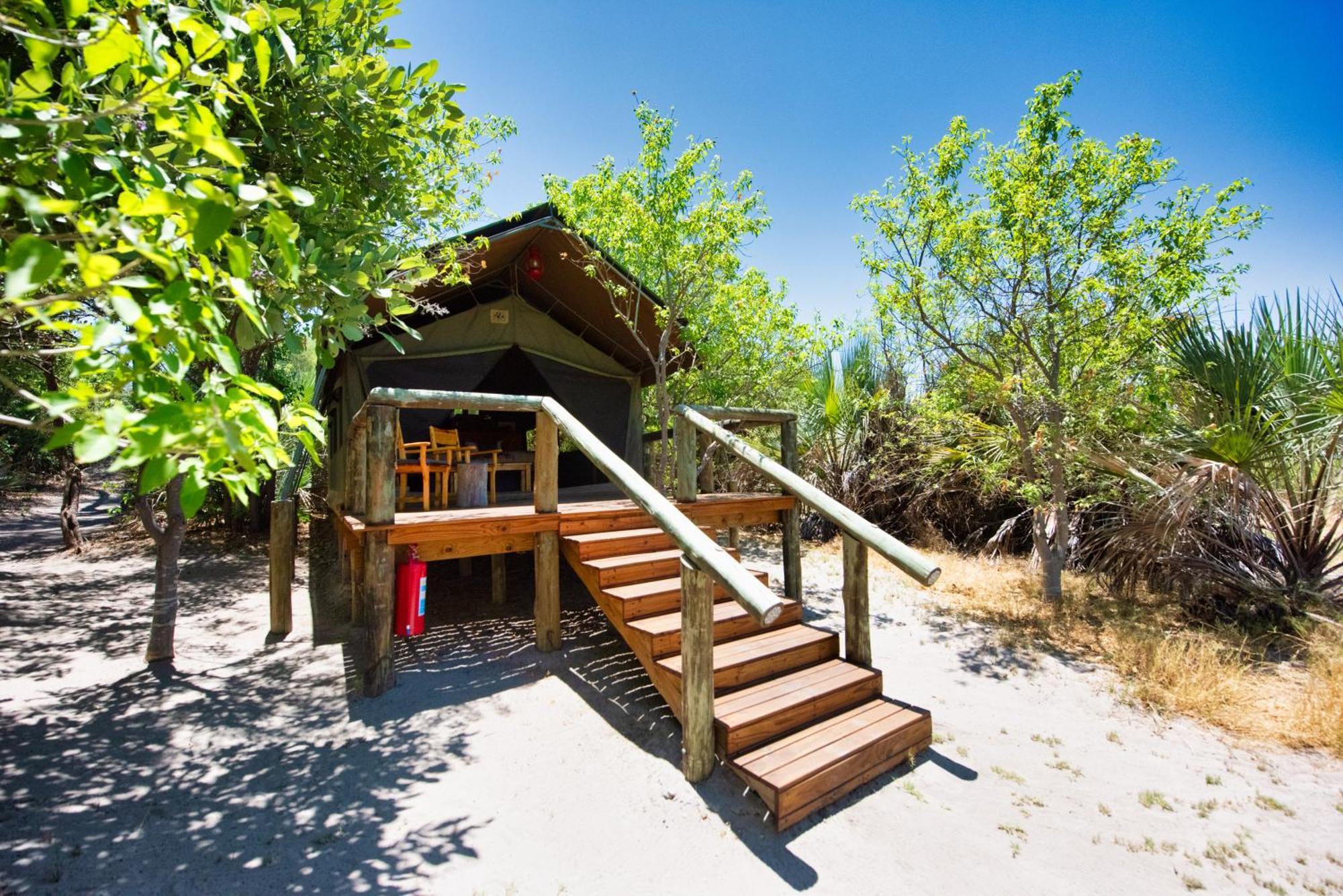 Semowi Lodge And Campsites Mirapene 객실 사진