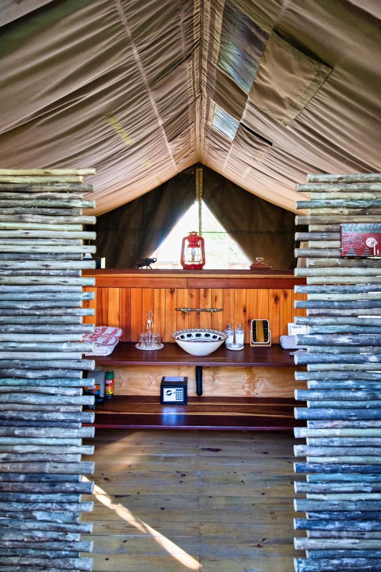 Semowi Lodge And Campsites Mirapene 외부 사진