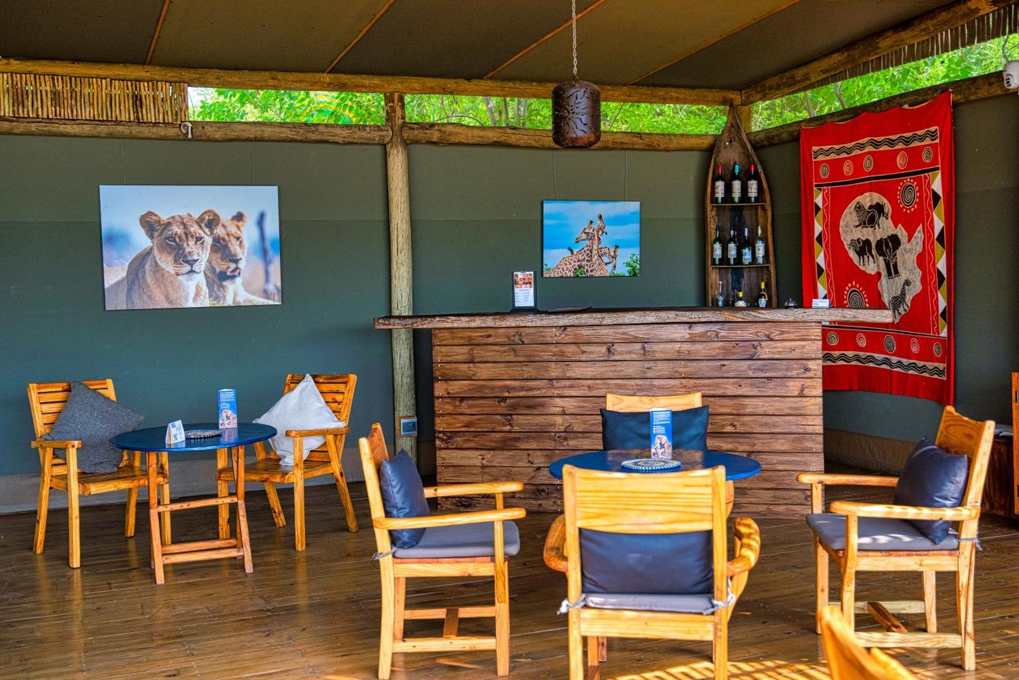 Semowi Lodge And Campsites Mirapene 외부 사진