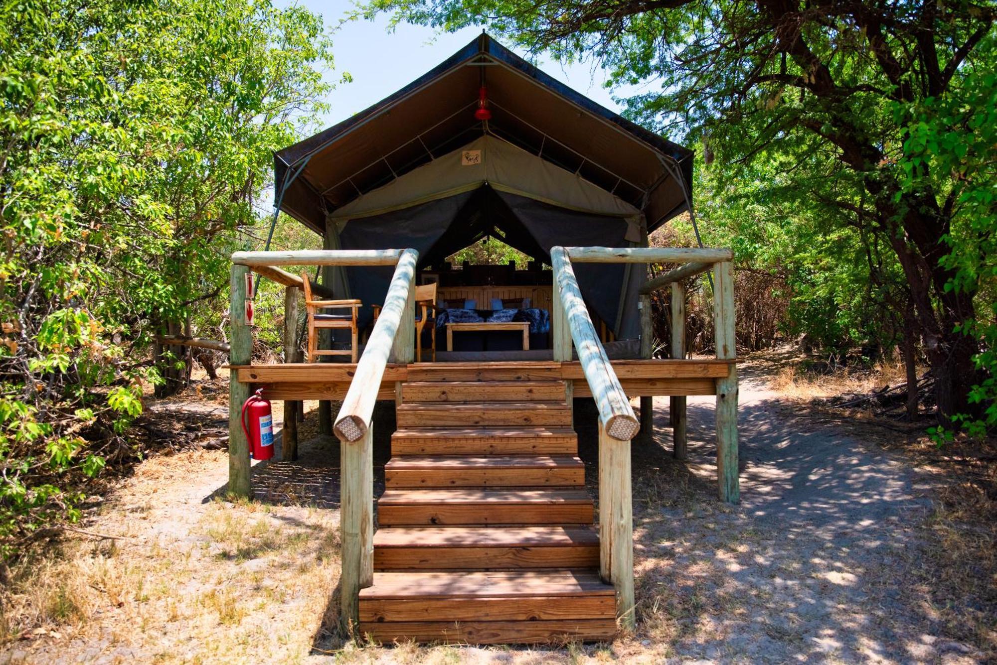 Semowi Lodge And Campsites Mirapene 객실 사진
