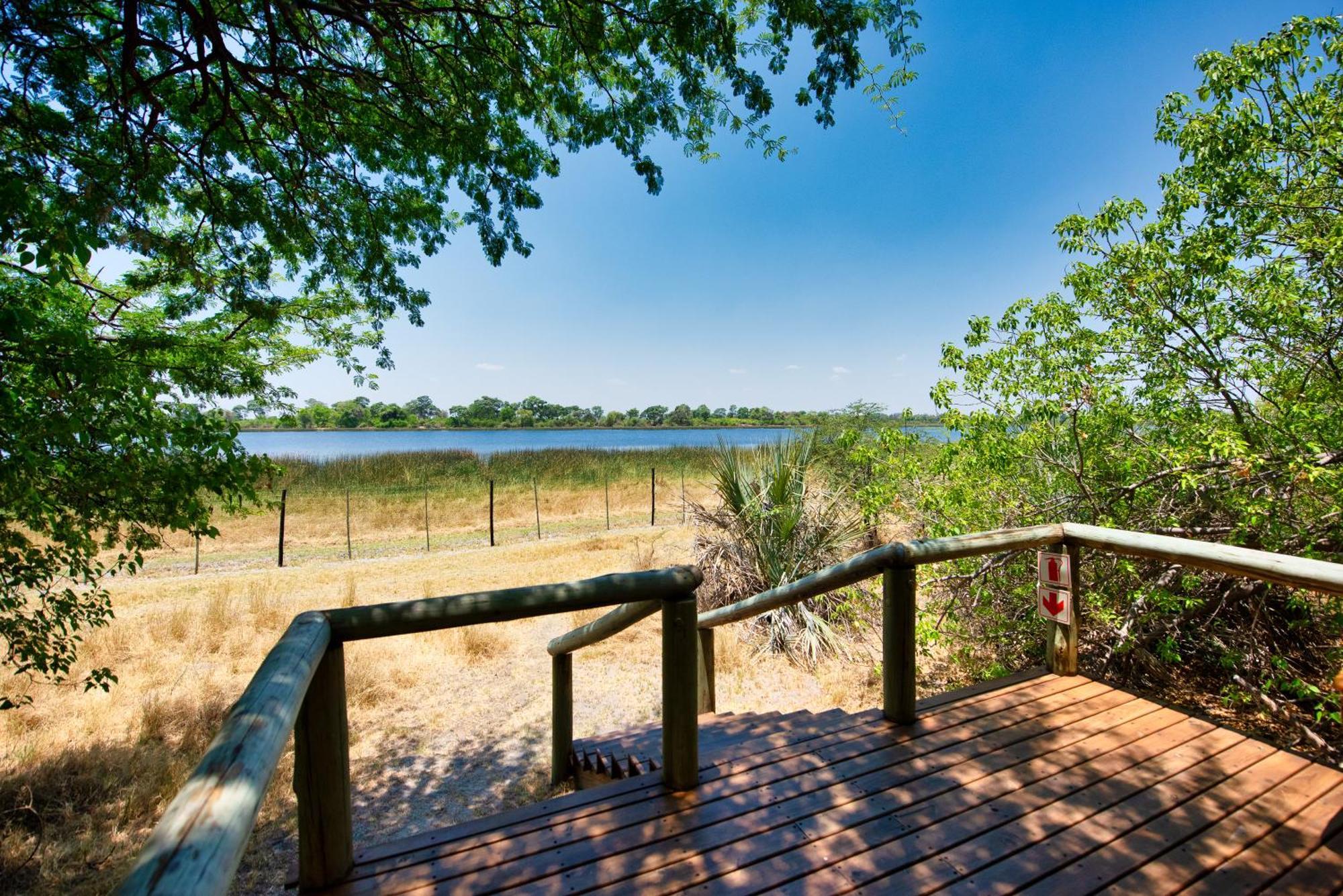 Semowi Lodge And Campsites Mirapene 객실 사진