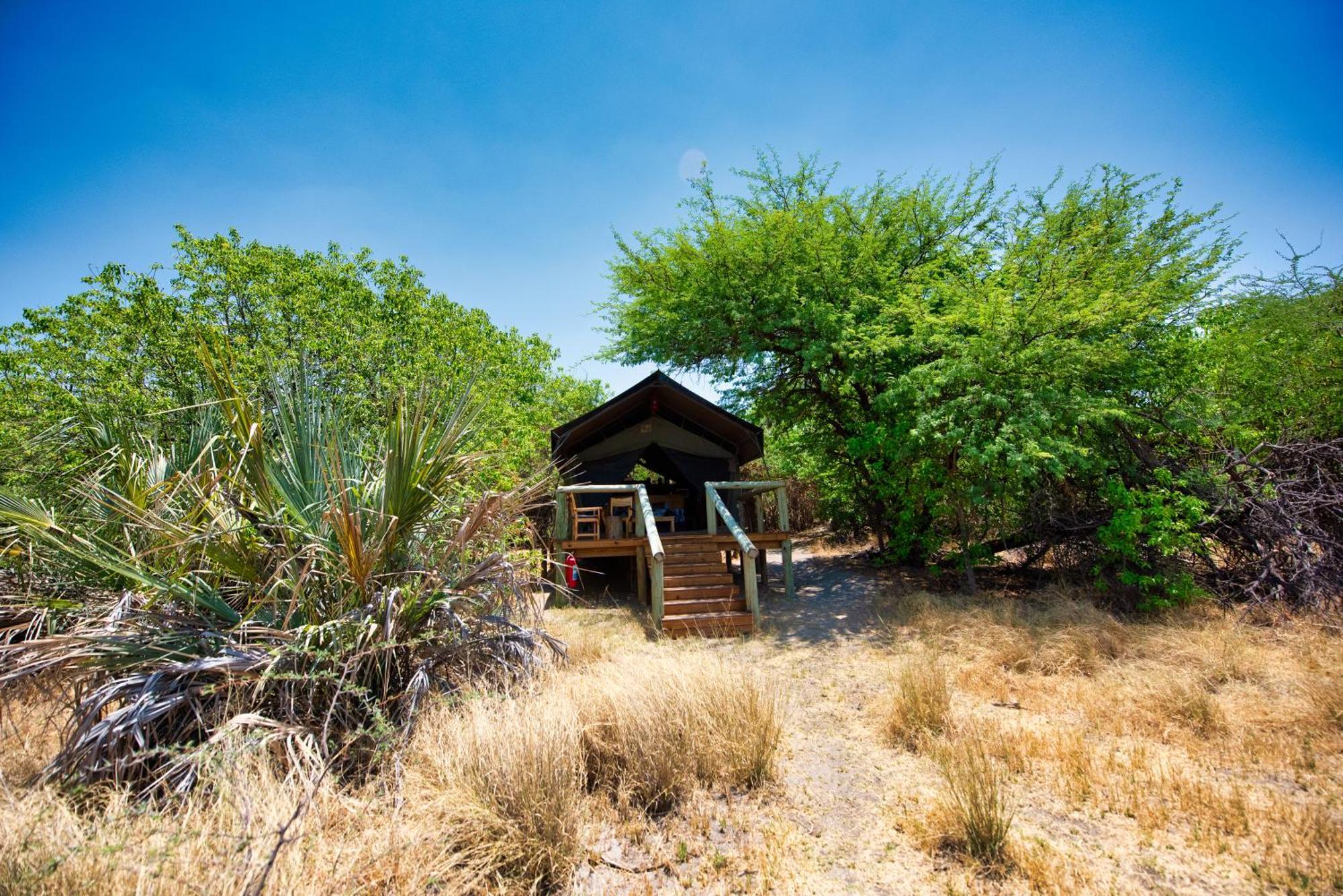 Semowi Lodge And Campsites Mirapene 객실 사진