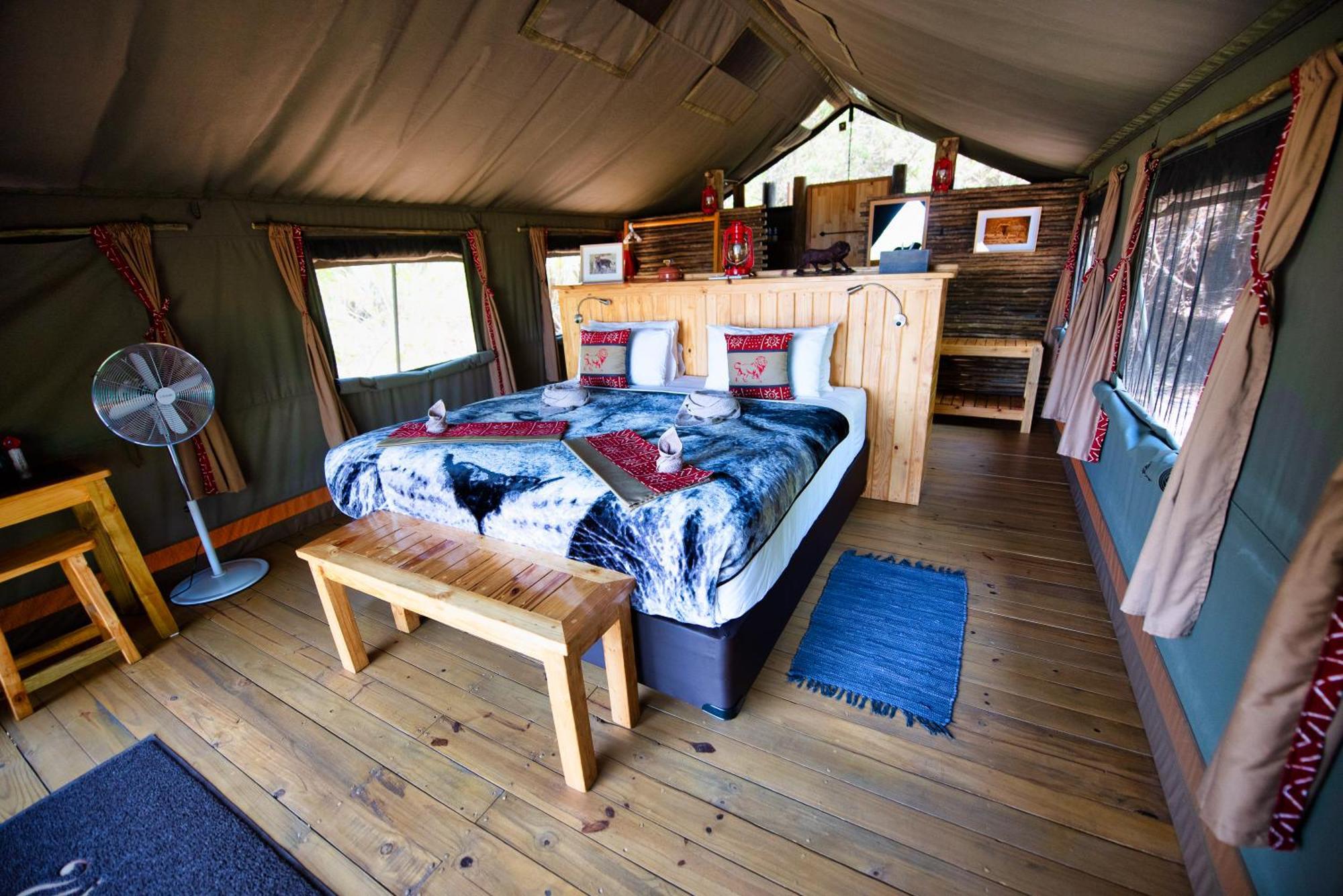 Semowi Lodge And Campsites Mirapene 객실 사진